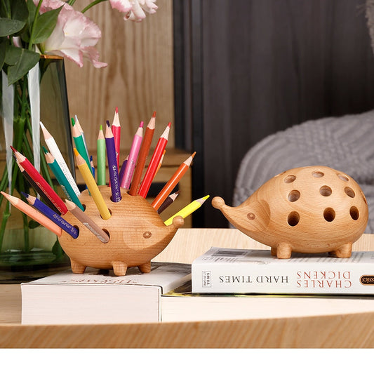 Creative Solid Wood Carving Hedgehog Penholder
