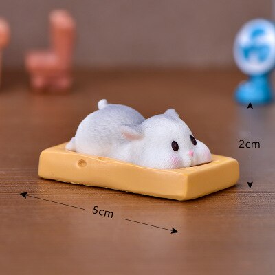 Peanut & Hamsters Statue Figurine