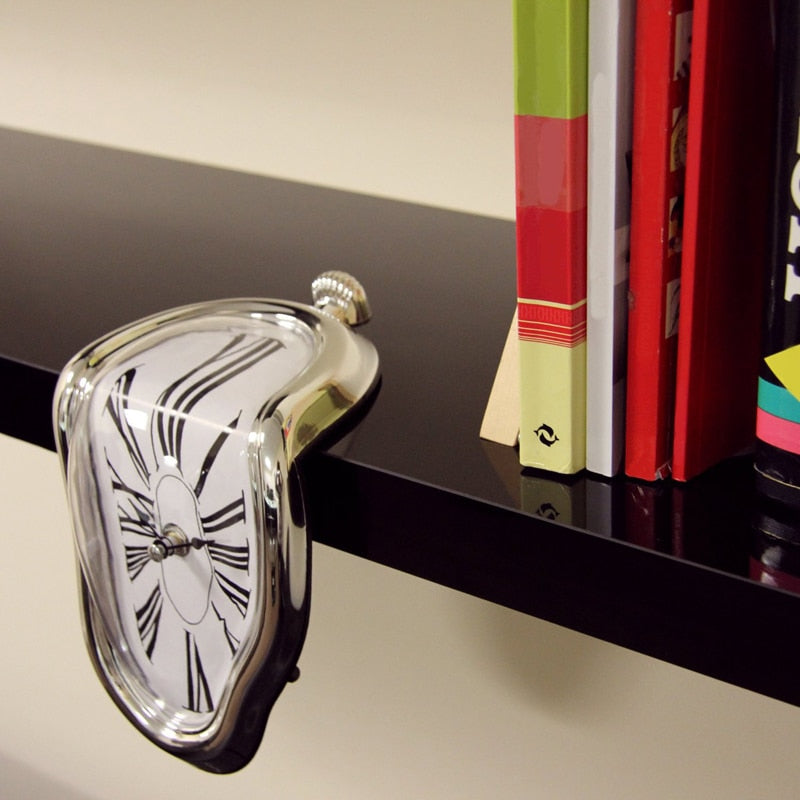 Dali Surrealist Flowing Distorted Wall Clock