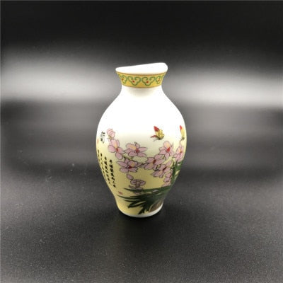 Retro Chinese Blue and White Porcelain Vase Refrigerator Magnet