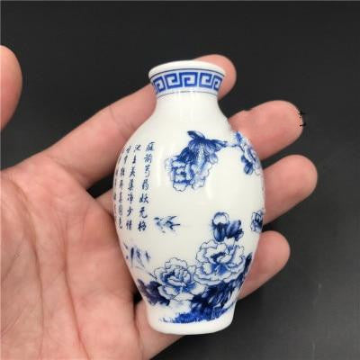 Retro Chinese Blue and White Porcelain Vase Refrigerator Magnet