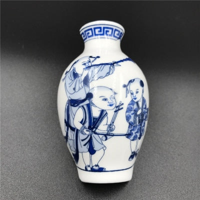 Retro Chinese Blue and White Porcelain Vase Refrigerator Magnet