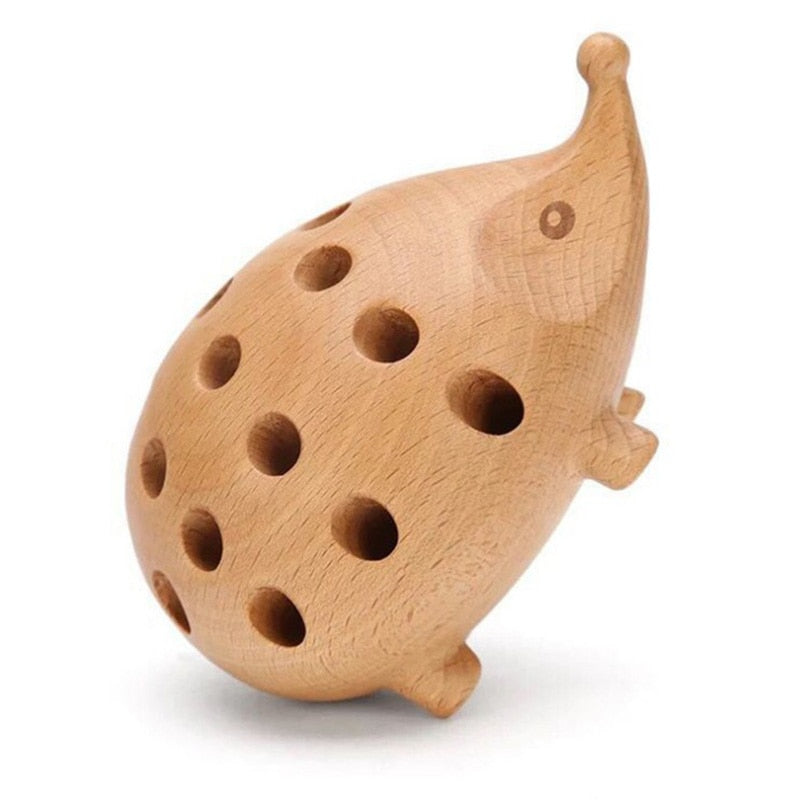 Creative Solid Wood Carving Hedgehog Penholder