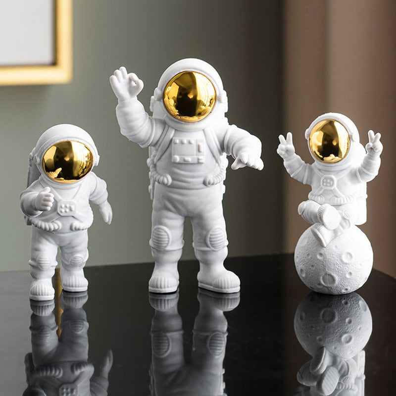 Romantic Moon Astronauts Home Decor Gift